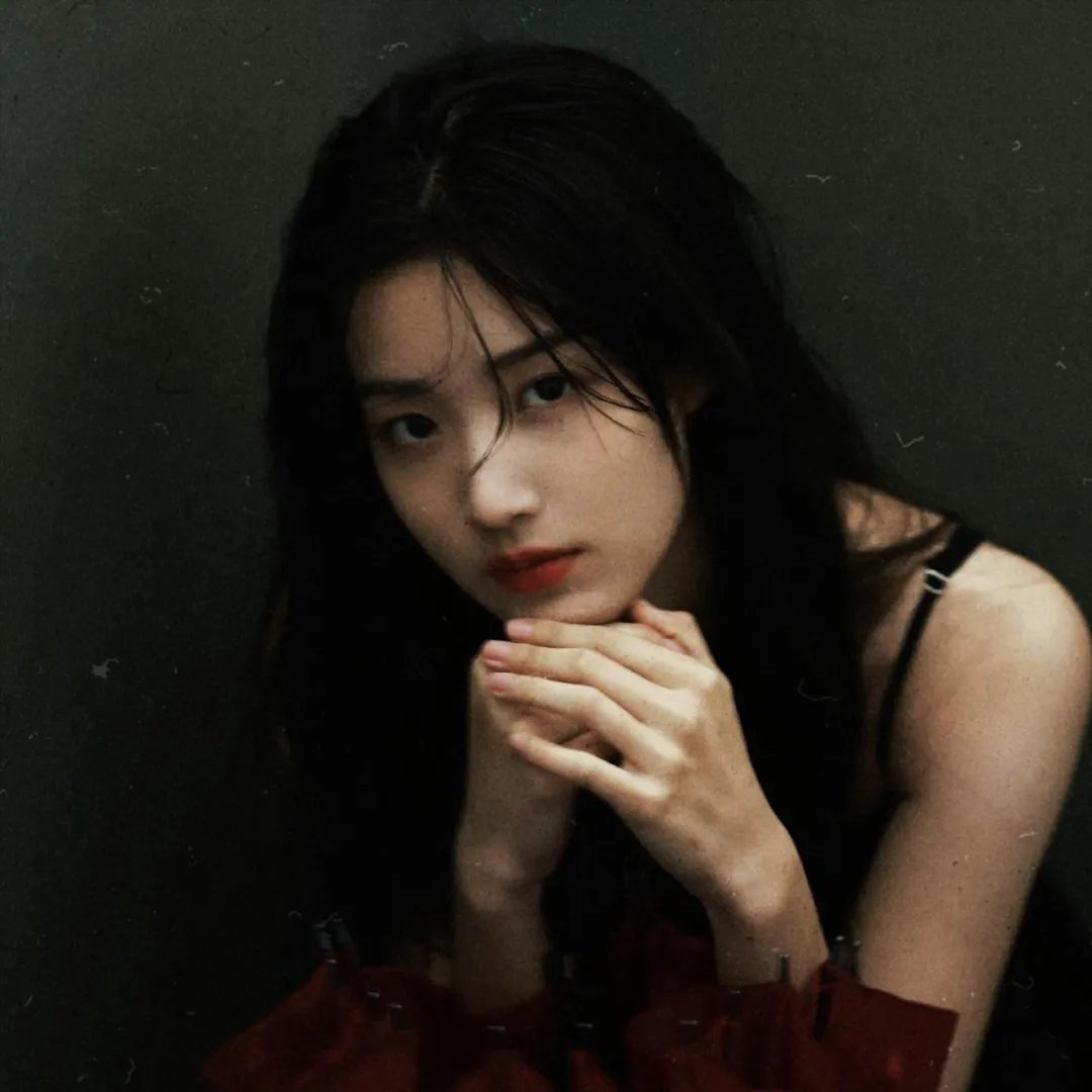 女性集中营